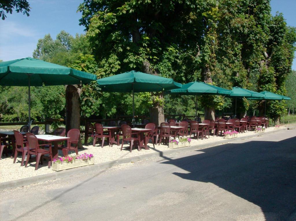 Hotel-Restaurant De L'Ecluse 79 Chassignelles Exteriér fotografie